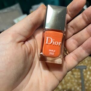 Dior Vernis Couture Colour Nail Lacquer in Smile 552